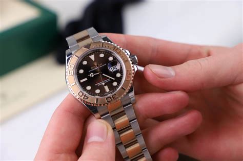 faut il remonter une rolex|rolex montre.